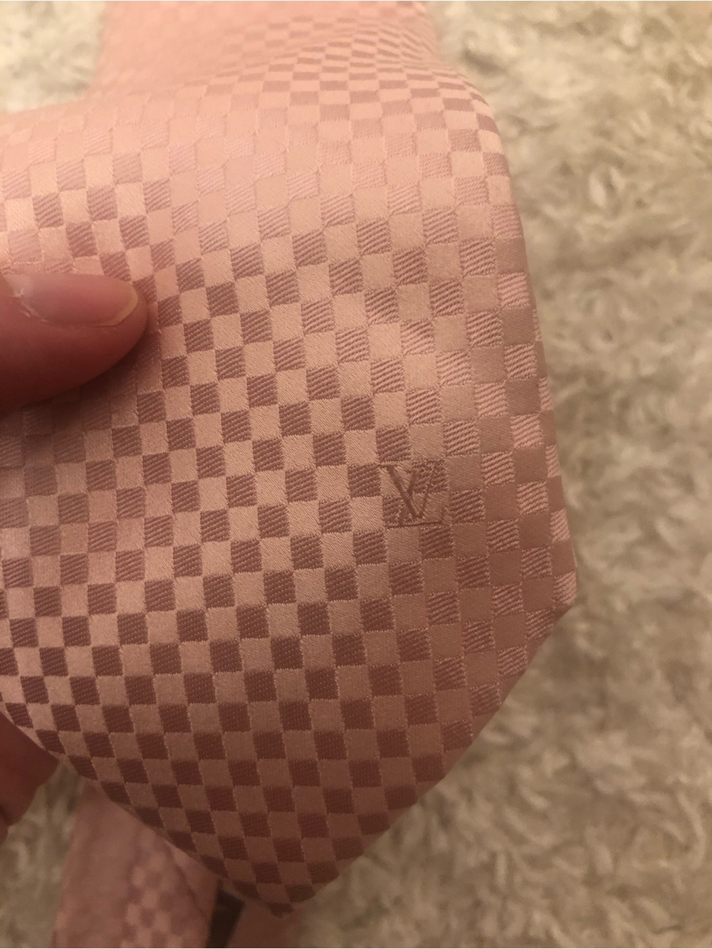 Louis Vuitton light pink checkered silk tie